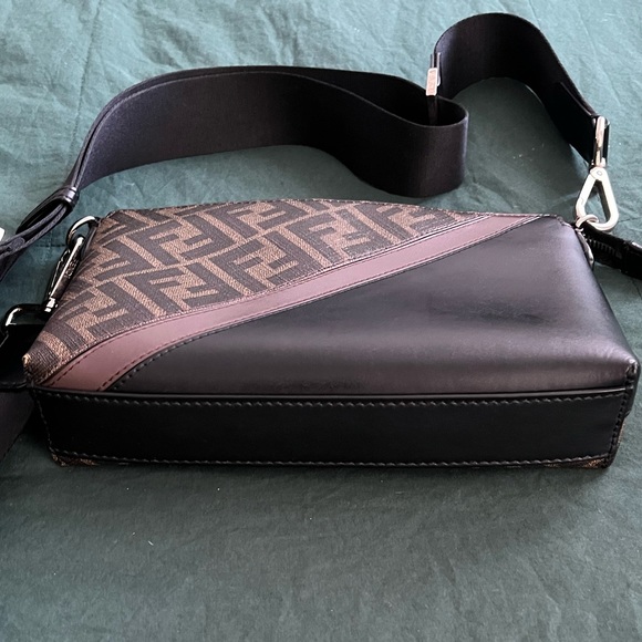 Fendi Black and Brown Forever Fendi Camera Bag - Picture 15 of 16